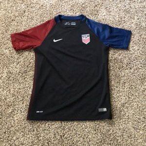 USA authentic Dri-Fit Nike short sleeve tee